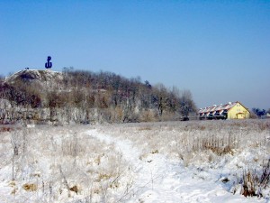 widok na kopiec zimą 2000r